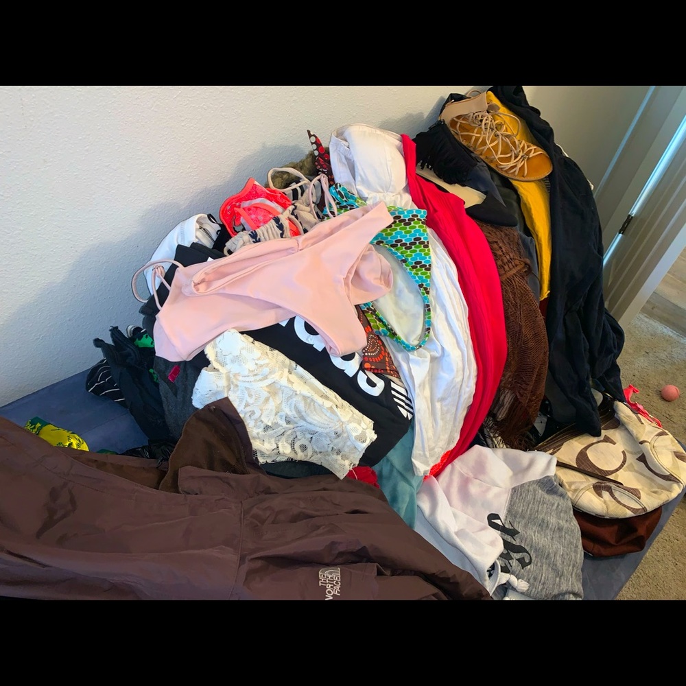 Huge Lot of Women’s Clothes!